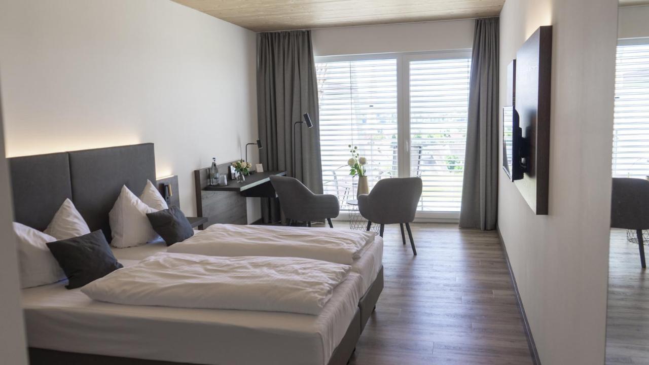 Hotel Kapelle ราดอล์ฟเซลล์ อัม โบเดนซี ภายนอก รูปภาพ