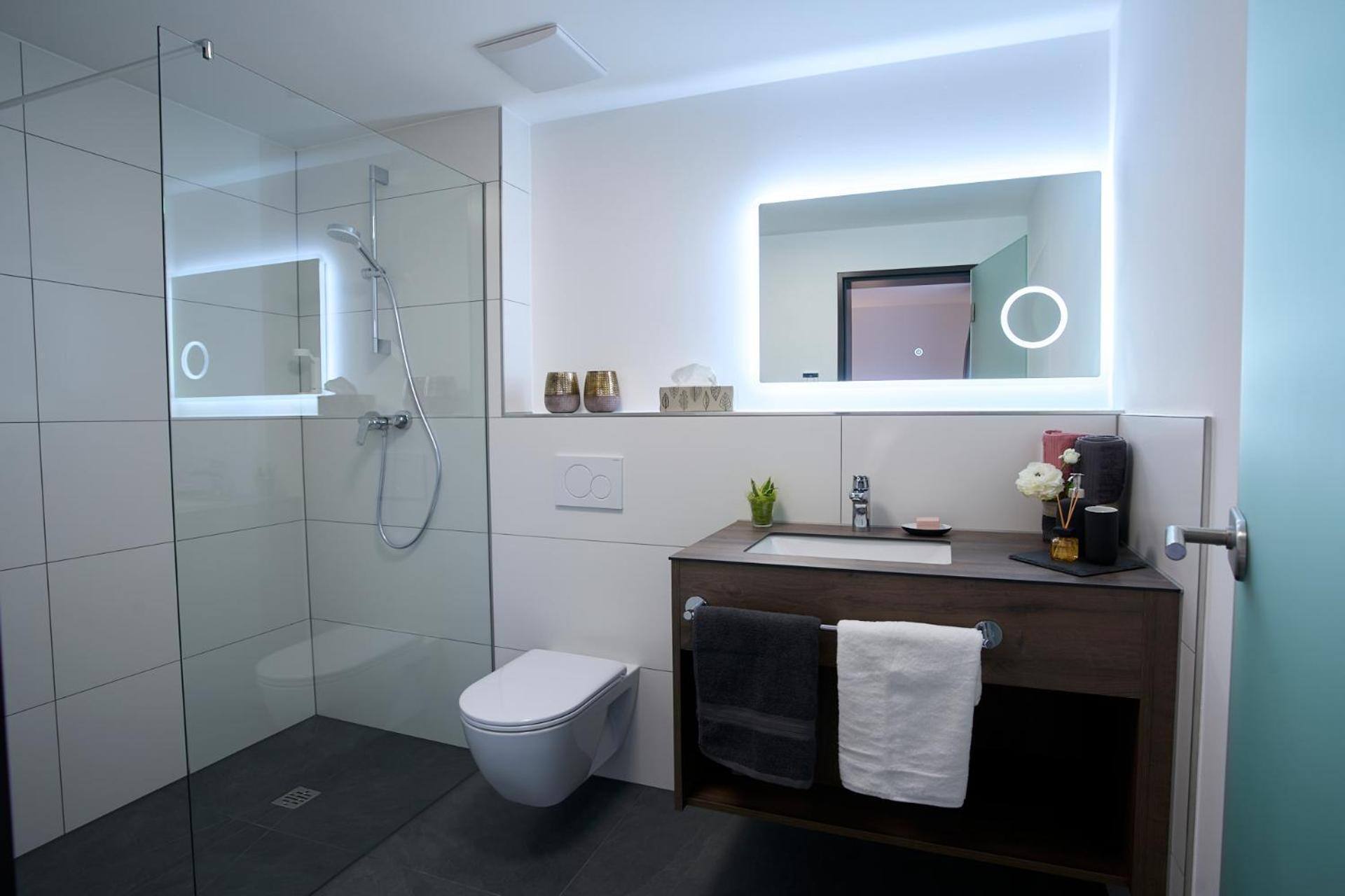 Hotel Kapelle ราดอล์ฟเซลล์ อัม โบเดนซี ห้อง รูปภาพ